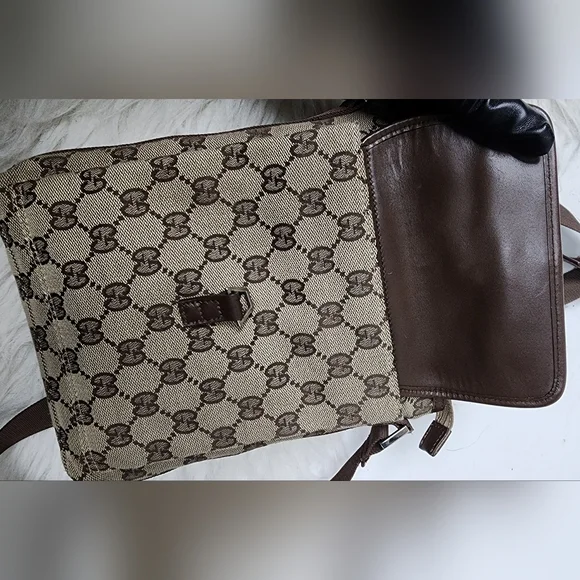 Uni Sex Brown Patterned Crossbody Bag - Picture 11 of 15